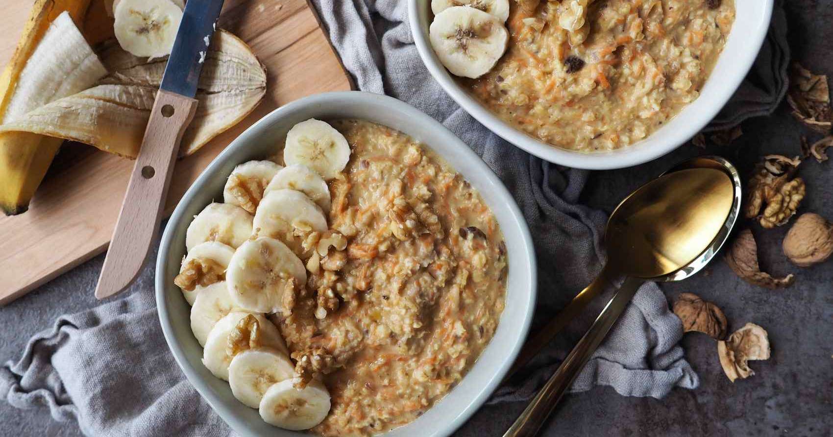 Veganes Apfel-Möhren-Porridge mit Ingwer • Grüner Zucker Veganes Apfel-Möhren-Porridge mit Ingwer • Grüner Zucker